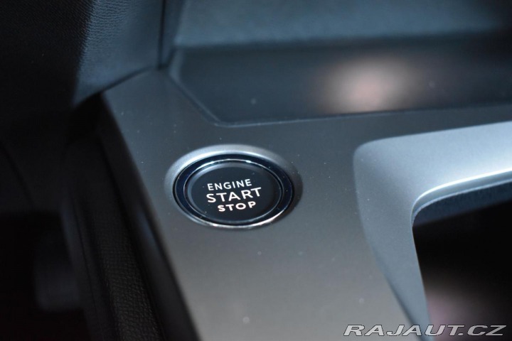 Peugeot 308 1.5 BlueHDi *REZERVACE* 2022