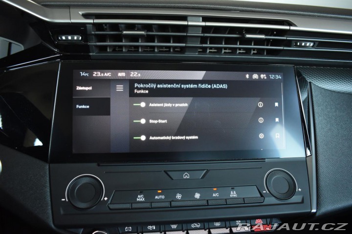 Peugeot 308 1.5 BlueHDi *REZERVACE* 2022