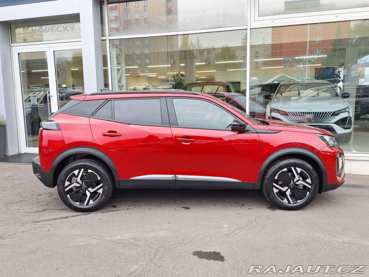Peugeot 2008 ALLURE 1.2 PT 100K MAN6 2025