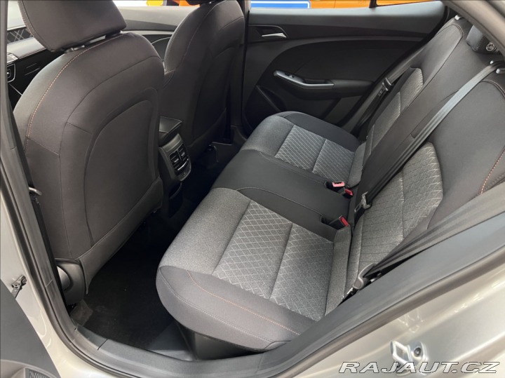 MG MG3 1.5 T HYBRID+ Emotion 2024