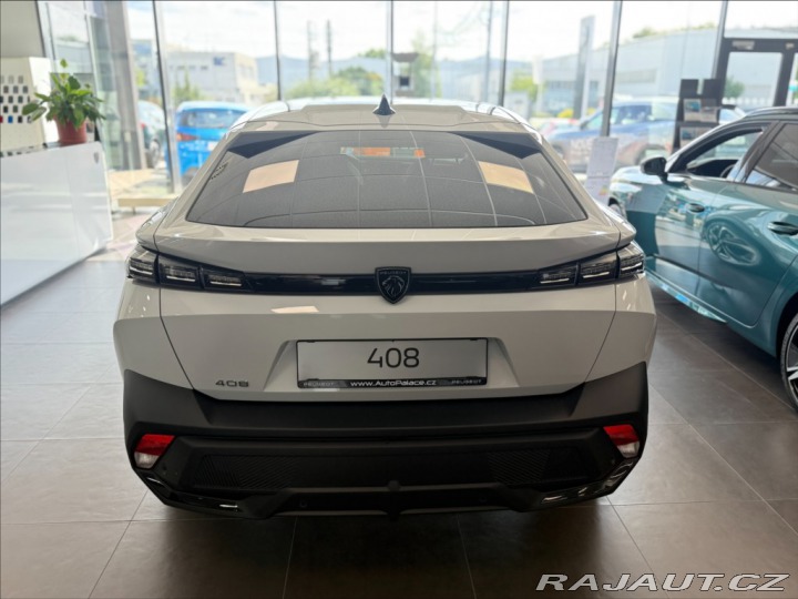 Peugeot 408 1,2 Hybrid 136 e-DCS6 AL 2025