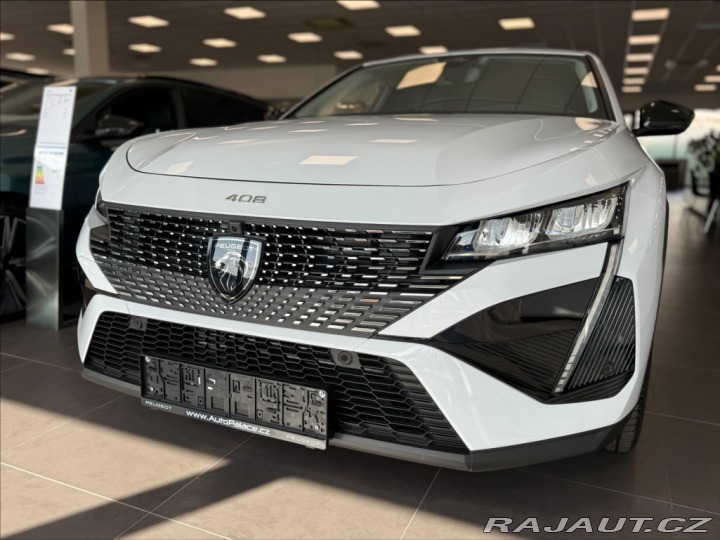Peugeot 408 1,2 Hybrid 136 e-DCS6 AL 2025
