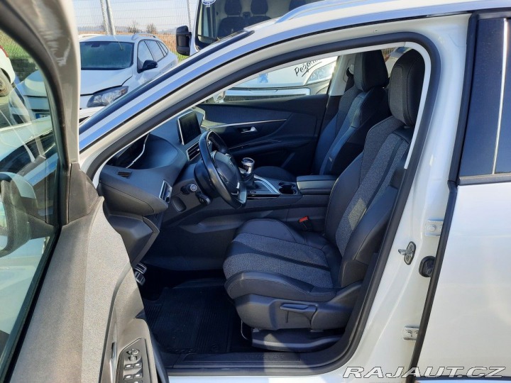 Peugeot 3008 ALLURE 1,5 BHDI 130k M6 2019