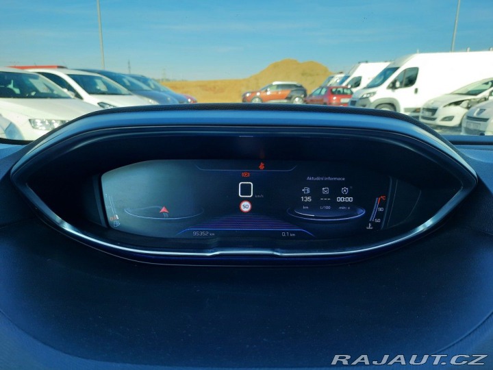 Peugeot 3008 ALLURE 1,5 BHDI 130k M6 2019