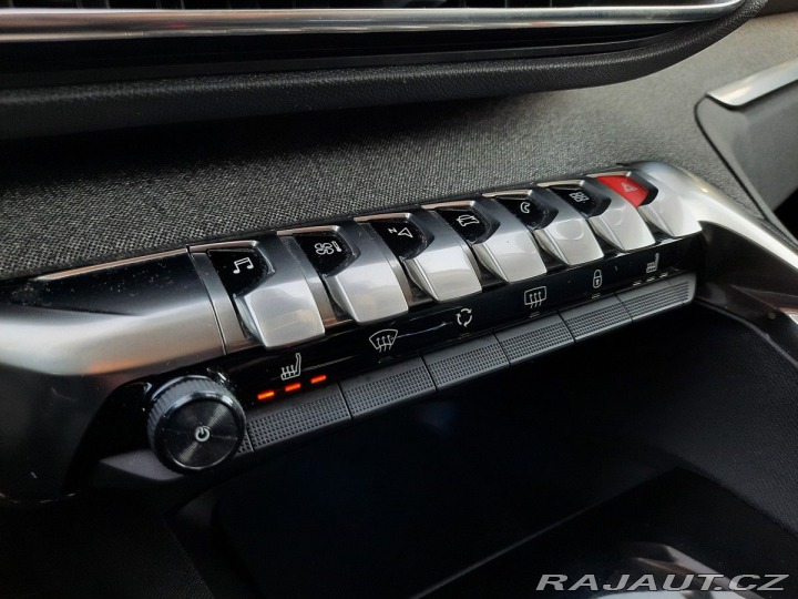 Peugeot 3008 ALLURE 1,5 BHDI 130k M6 2019
