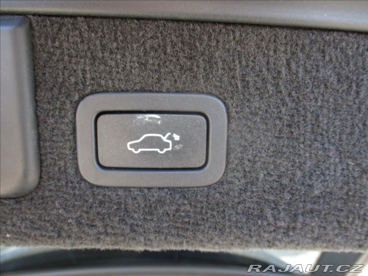 Jaguar XF 2,2 d Sportbrake 147kw be 2013