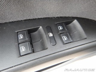 Seat Leon 2.0 TDI, ČR, DIGIKLIMA 2007