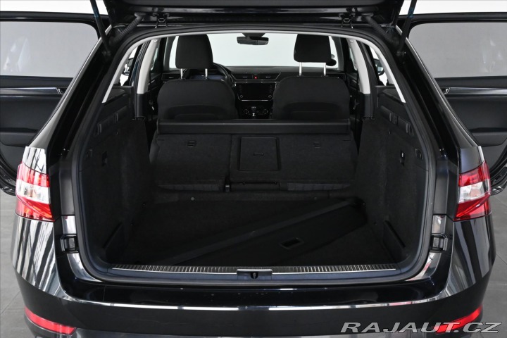 Škoda Superb 2,0 TDi 110kW DSG Style Z 2022