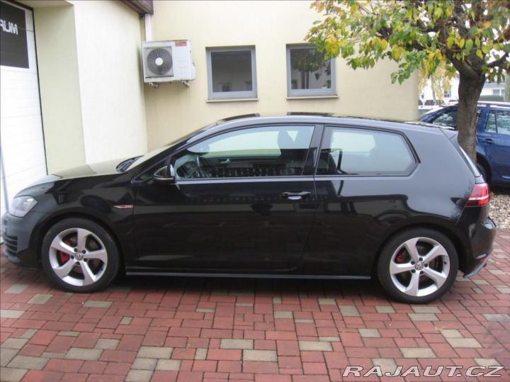 Volkswagen Golf 2,0 TSI 220PS VII GTI M/ 2013