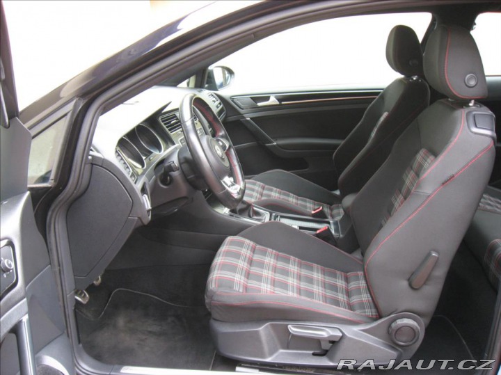 Volkswagen Golf 2,0 TSI 220PS VII GTI M/ 2013