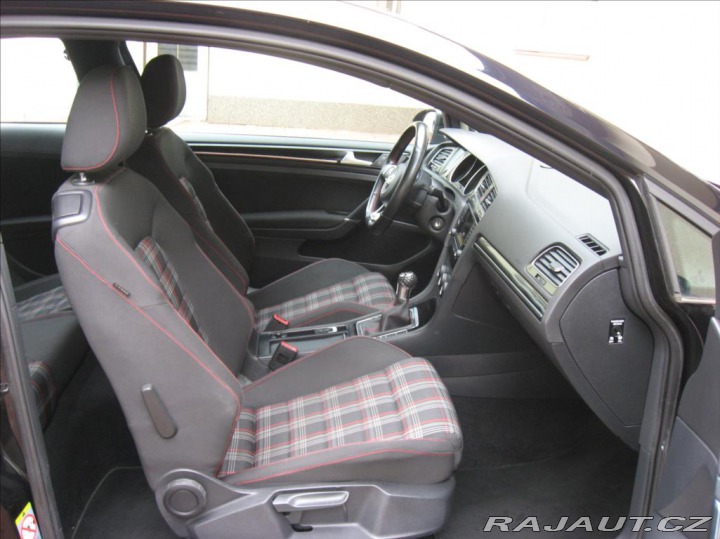 Volkswagen Golf 2,0 TSI 220PS VII GTI M/ 2013