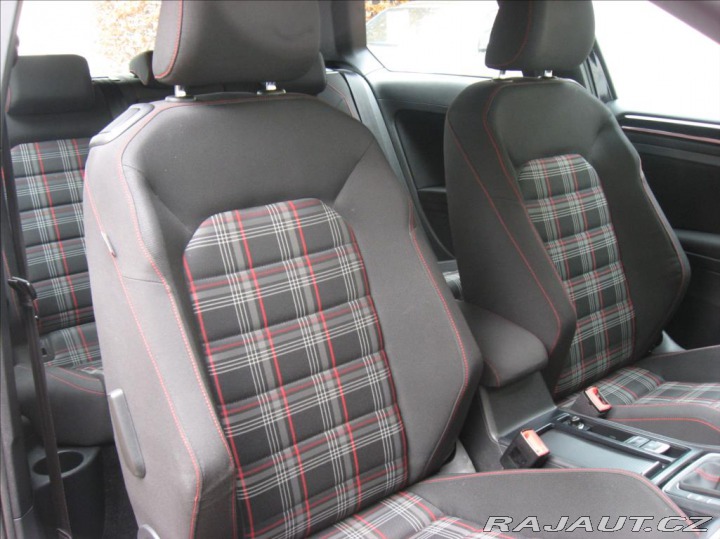 Volkswagen Golf 2,0 TSI 220PS VII GTI M/ 2013