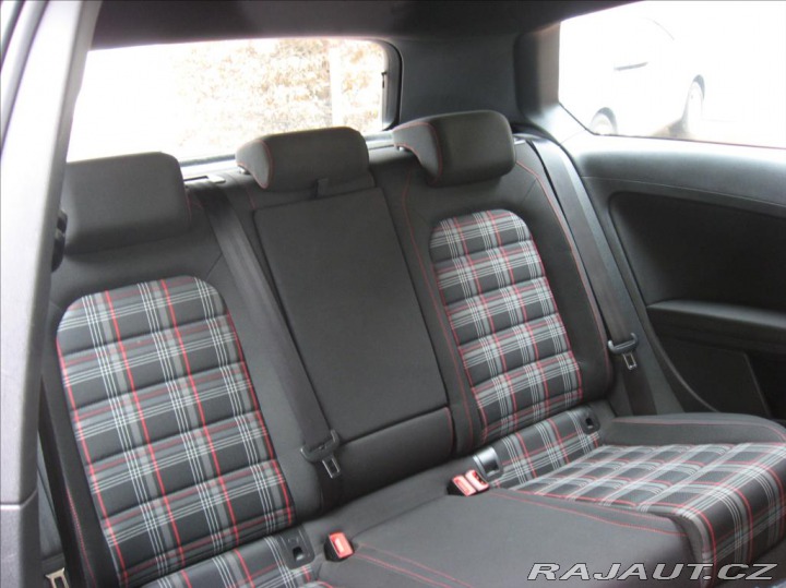 Volkswagen Golf 2,0 TSI 220PS VII GTI M/ 2013