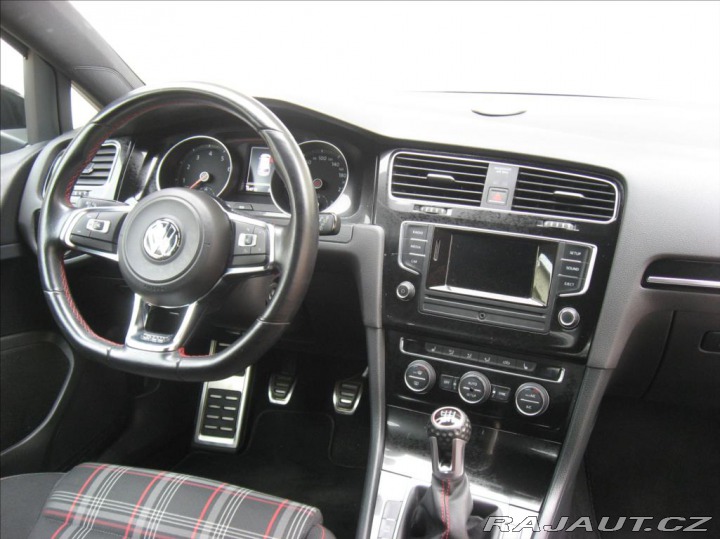 Volkswagen Golf 2,0 TSI 220PS VII GTI M/ 2013