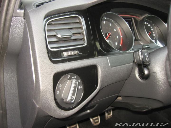 Volkswagen Golf 2,0 TSI 220PS VII GTI M/ 2013