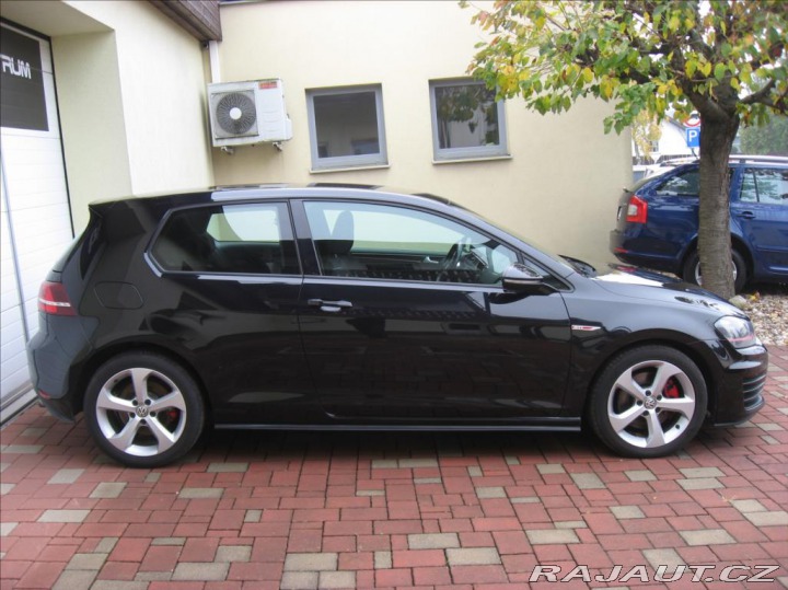 Volkswagen Golf 2,0 TSI 220PS VII GTI M/ 2013