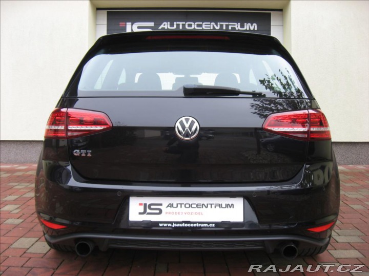Volkswagen Golf 2,0 TSI 220PS VII GTI M/ 2013