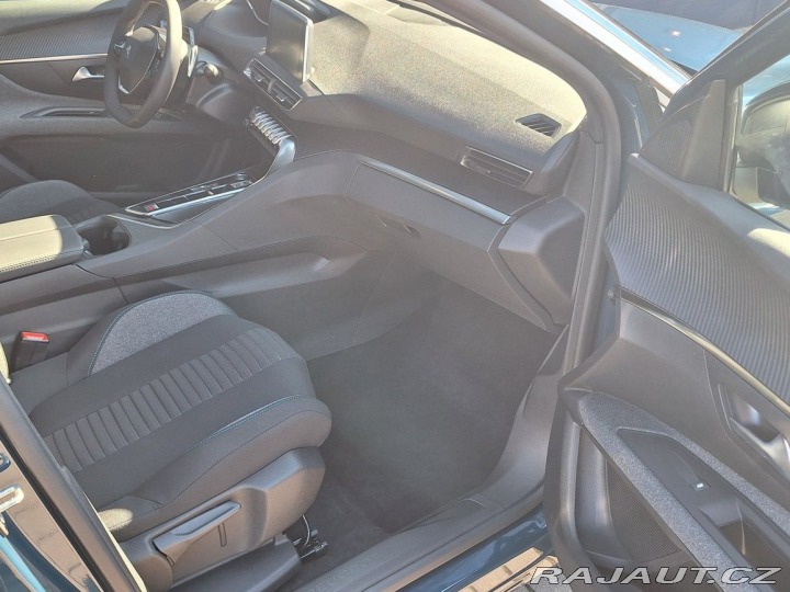 Peugeot 5008 ACTIVE PACK BlHDi 130 EAT 2025