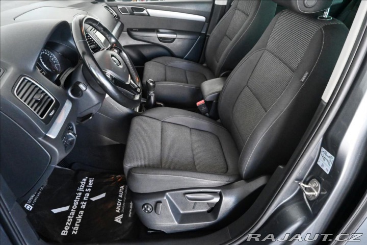 Volkswagen Sharan 2,0 TDI 110 kW 7/Míst Zár 2016