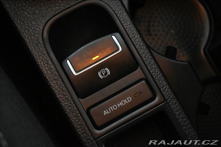 Volkswagen Sharan 2,0 TDI 110 kW 7/Míst Zár 2016