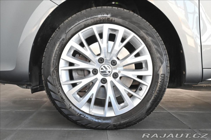Volkswagen Sharan 2,0 TDI 110 kW 7/Míst Zár 2016