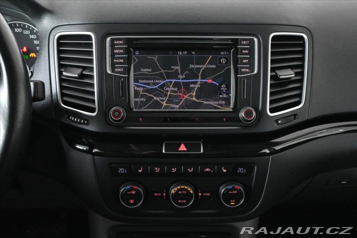 Volkswagen Sharan 2,0 TDi 130kW 4Motion DSG 2019