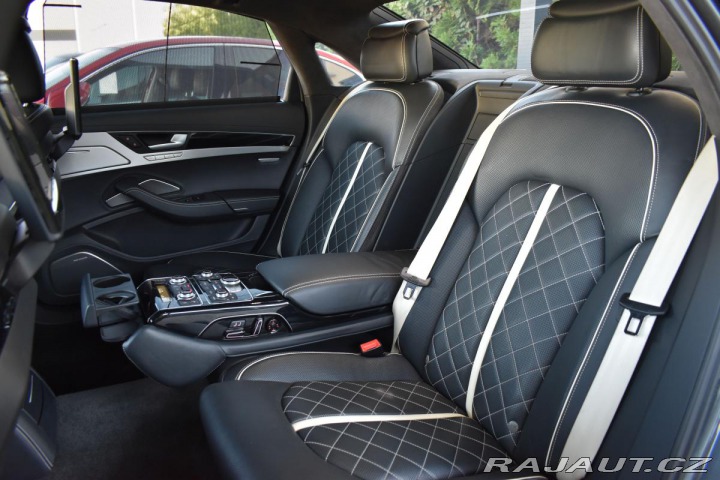 Audi A8 L V8 TDI EXCLUSIVE*MAX VÝ 2015