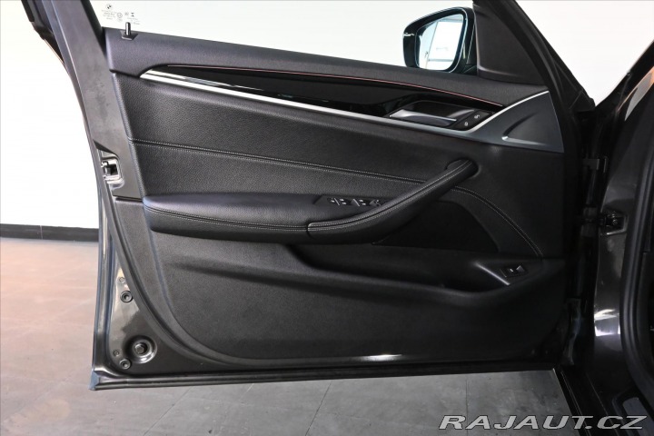 BMW 5 520d MHEV 140kW STEPTRONI 2020