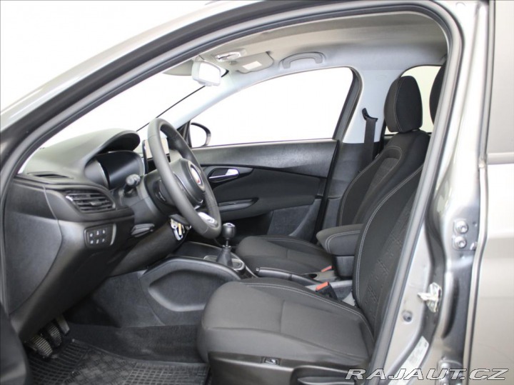 Fiat Tipo 1,6 MultiJet 96kW Cross 1 2023