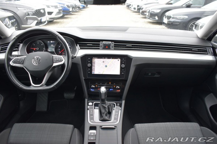 Volkswagen Passat 2.0 TDI BUSINESS*TAŽNÉ*ČR 2020