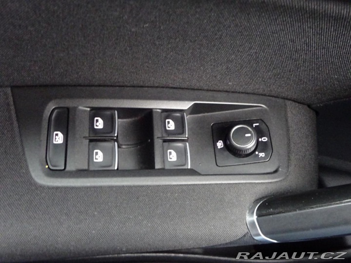 Volkswagen Touran 2.0TDI 110kW DSG 2016