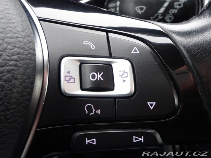 Volkswagen Touran 2.0TDI 110kW DSG 2016