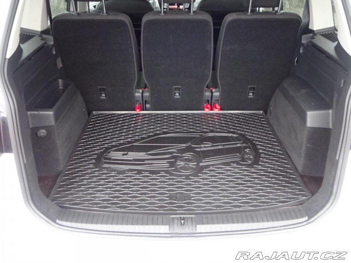 Volkswagen Touran 2.0TDI 110kW DSG 2016