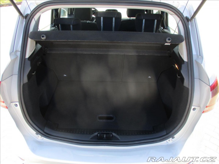Ford B-MAX 1,6 TDCi 70kw Trend bez k 2014