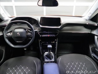Peugeot 2008 1,2 i ALLURE  PureTech 10 2021