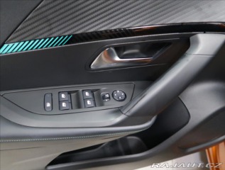 Peugeot 2008 1,2 i ALLURE  PureTech 10 2021