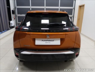 Peugeot 2008 1,2 i ALLURE  PureTech 10 2021