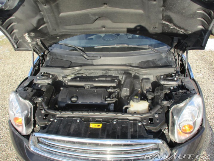 Mini Countryman 1,6 i 72kw bez koroze 2014