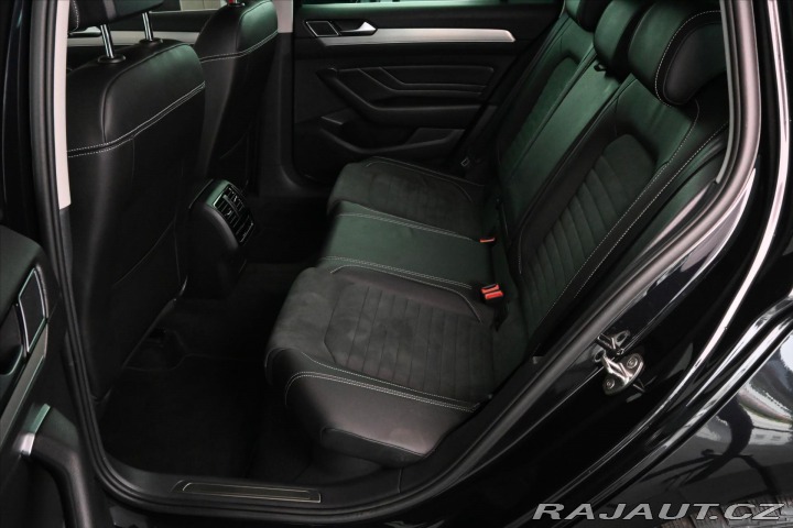 Volkswagen Passat 2,0 TDi 110kW DSG Eleganc 2024