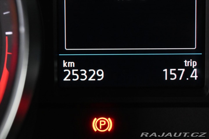 Volkswagen Passat 2,0 TDi 110kW DSG Eleganc 2024