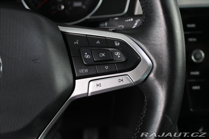 Volkswagen Passat 2,0 TDi 110kW DSG Eleganc 2024