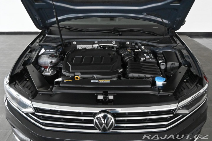 Volkswagen Passat 2,0 TDi 110kW DSG Eleganc 2024