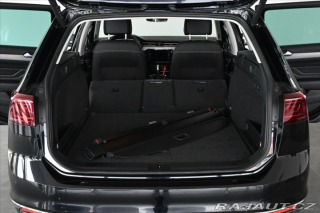 Volkswagen Passat 2,0 TDi 110kW DSG Eleganc 2024