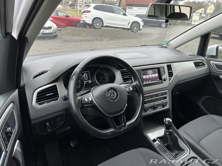 Volkswagen Golf Sportsvan 1,6TDI 81kW 1.MAJITEL SER 2015
