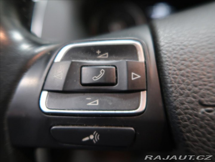 Volkswagen Sharan 2,0 TDI Comfortline 2015