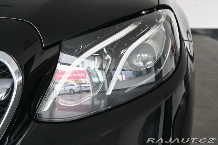 Mercedes-Benz E 2,0 220d 9G-TRONIC Záruka 2017
