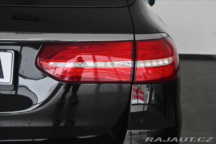 Mercedes-Benz E 2,0 220d 9G-TRONIC Záruka 2017