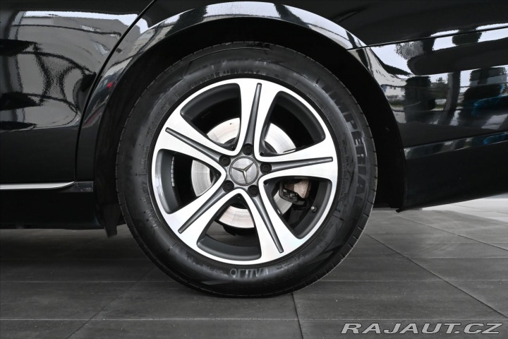 Mercedes-Benz E 2,0 220d 9G-TRONIC Záruka 2017