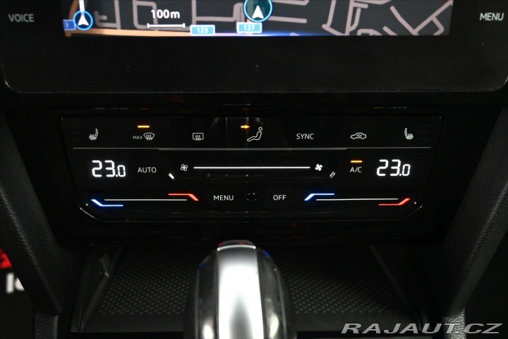 Volkswagen Passat 2,0 TDI 110 kW DSG BUSINE 2021