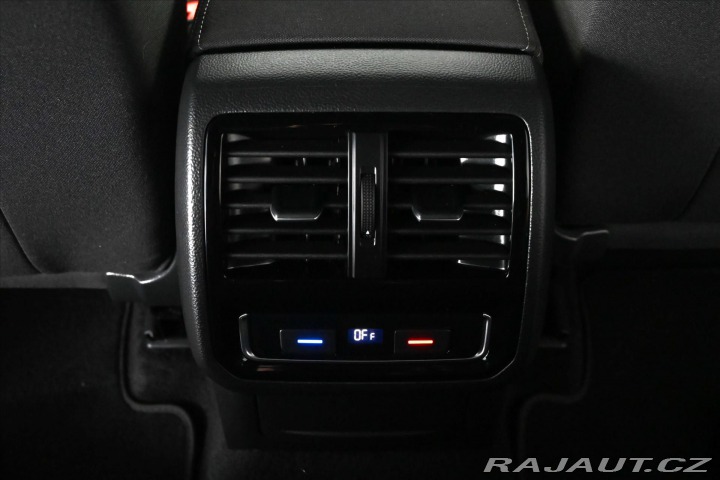 Volkswagen Passat 2,0 TDI 110 kW DSG BUSINE 2021
